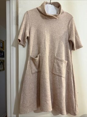 Signature Beige Knit Pocket Dress